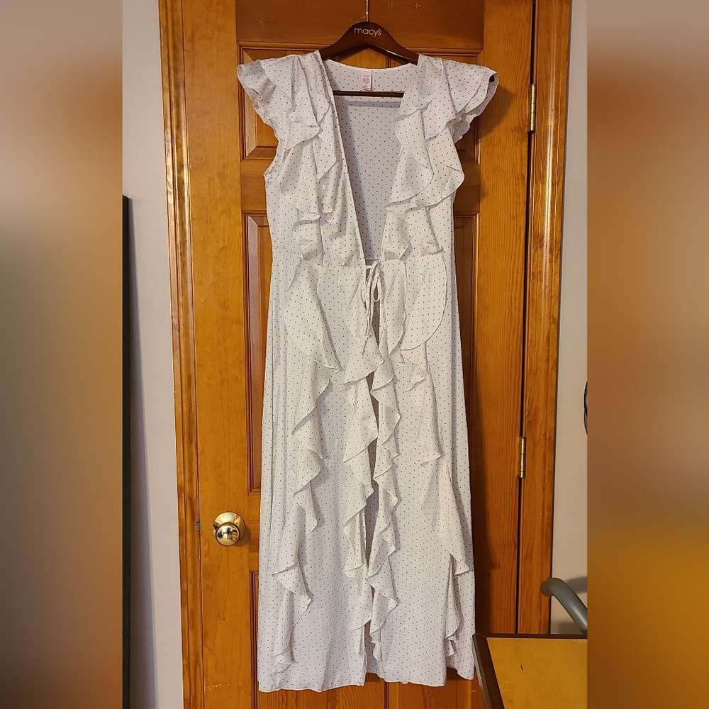 Victoria's Secret Satin Robe and Slip Size M NWT! - Picture 3 of 12